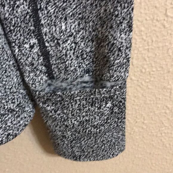 Mondetta Long Sleeve Athletic Pullover XS - Picture 6 of 6